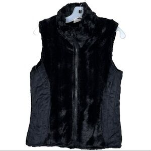 Private Quarters Touch of Mink‎ Vest Black